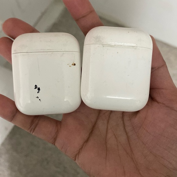Apple AirPods used still work great one missing